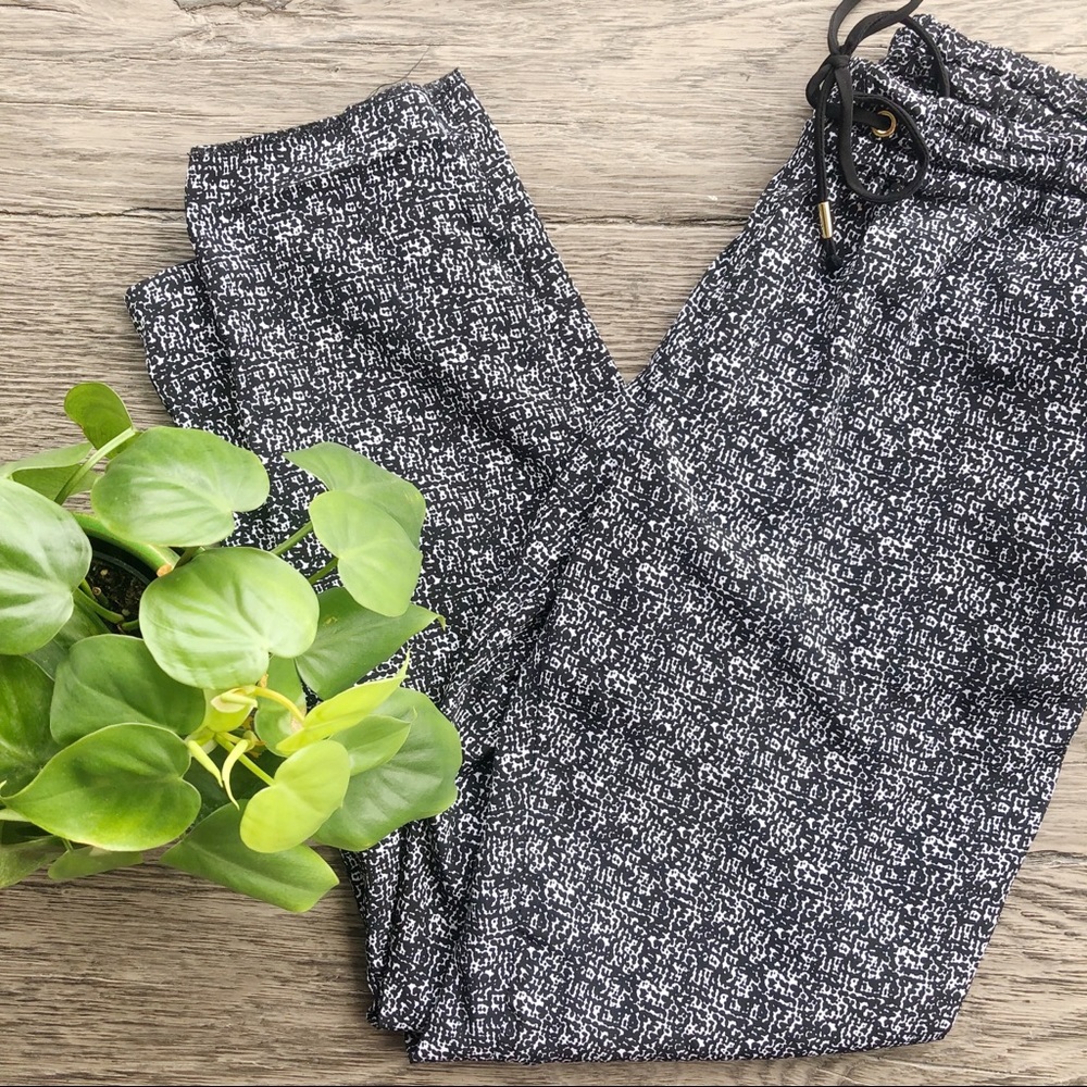 Express Joggers Black White Size: S